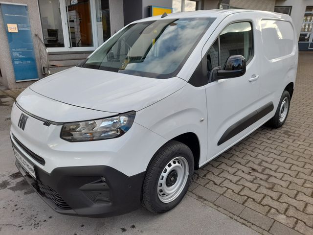 Fiat Doblo Kasten Cargo Klima Navi PDC Kamera 3-Sitze