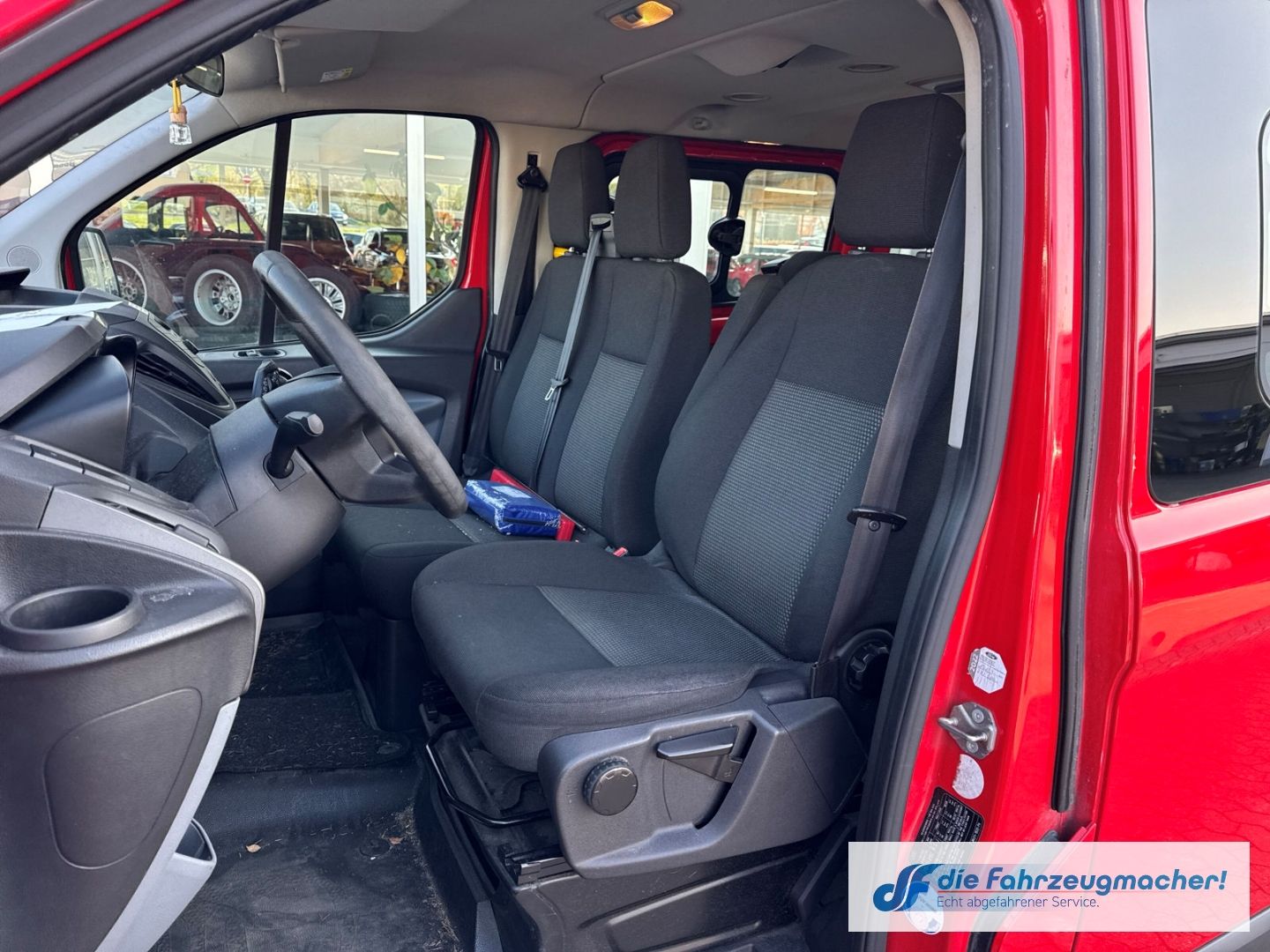 Fahrzeugabbildung Ford Transit Custom Kombi 300 L1 2.2 TDCi *2342 *KLIM