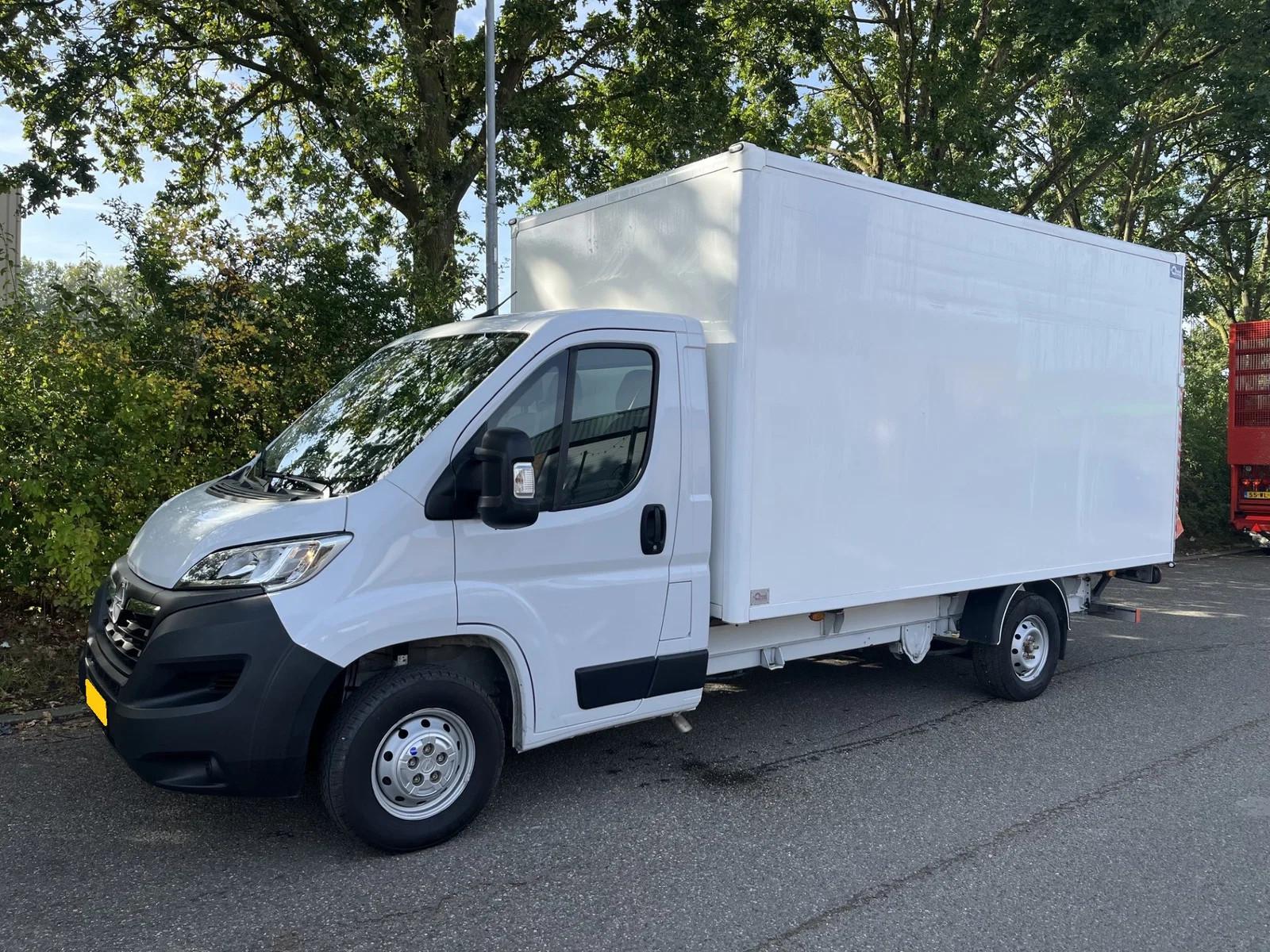 Opel Movano 2.2D * 140 pk * A/C * d'Hollandia 750kg