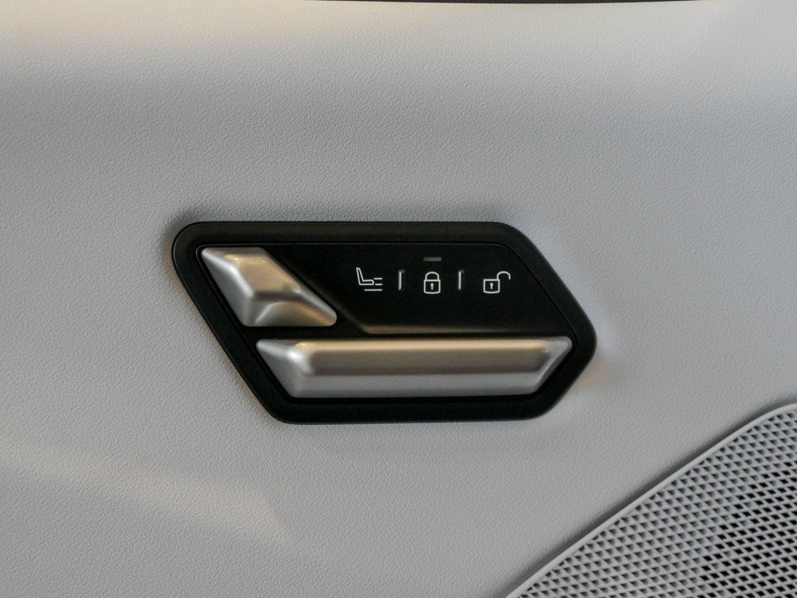 BMW iX3 - Bild 13