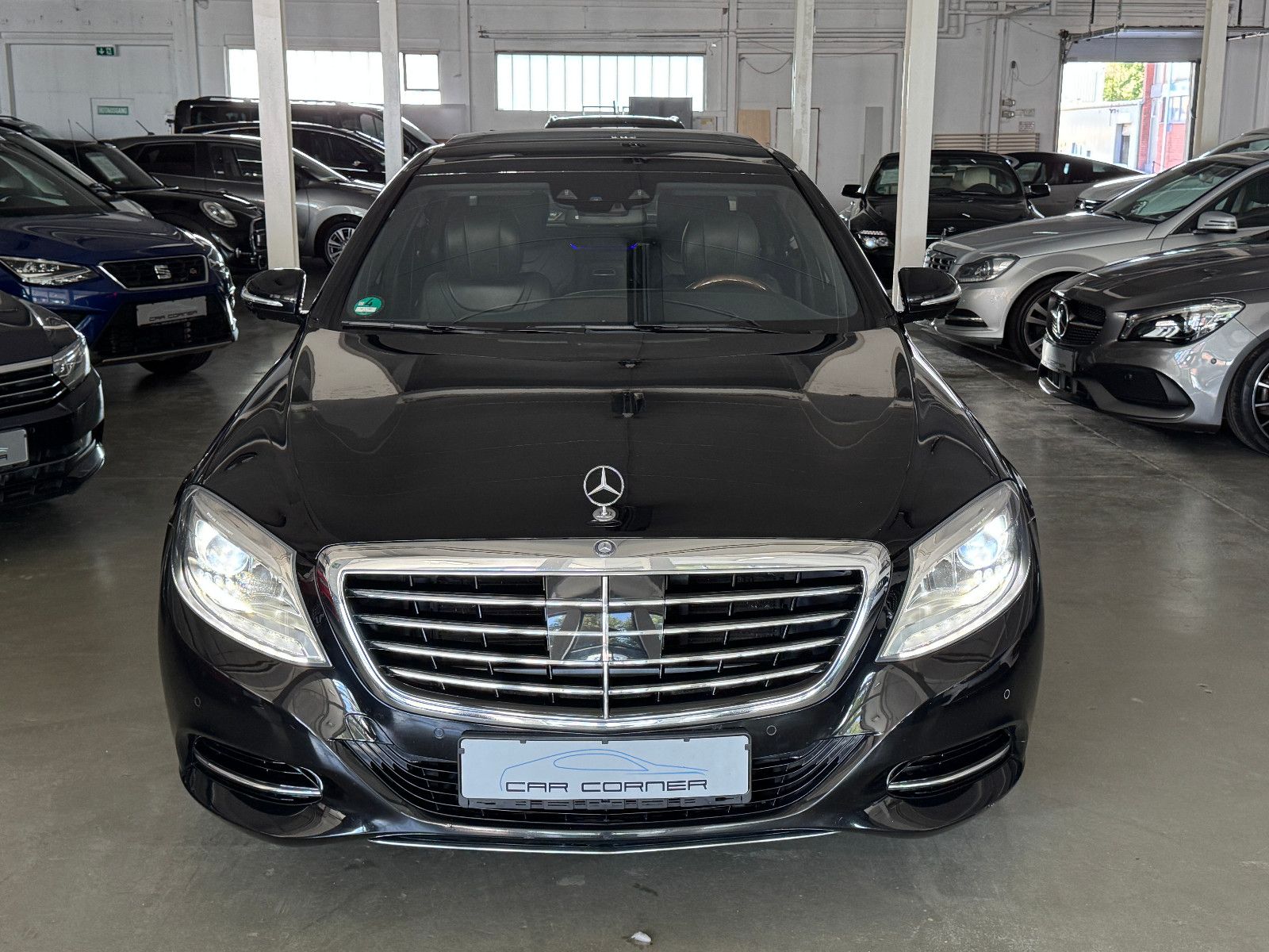 Fahrzeugabbildung Mercedes-Benz S 500 4MATIC LANG PANORAMA BURMESTER 4XSITZKLIMA