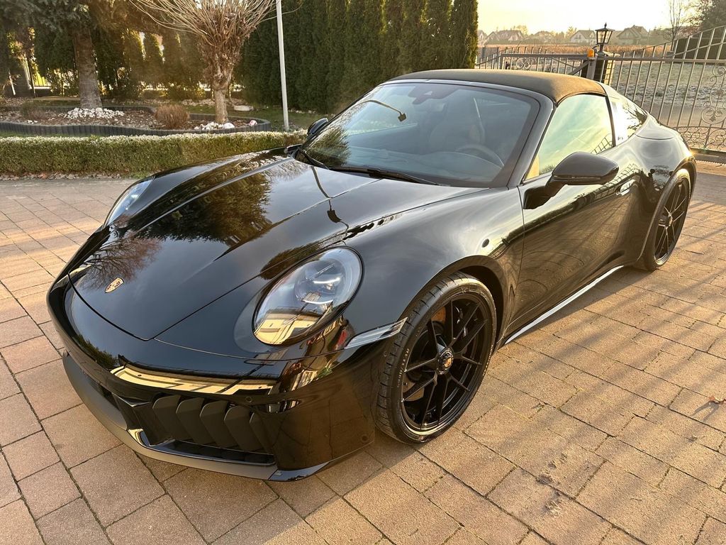 Porsche 911 Targa 4 GTS T-Hybrid