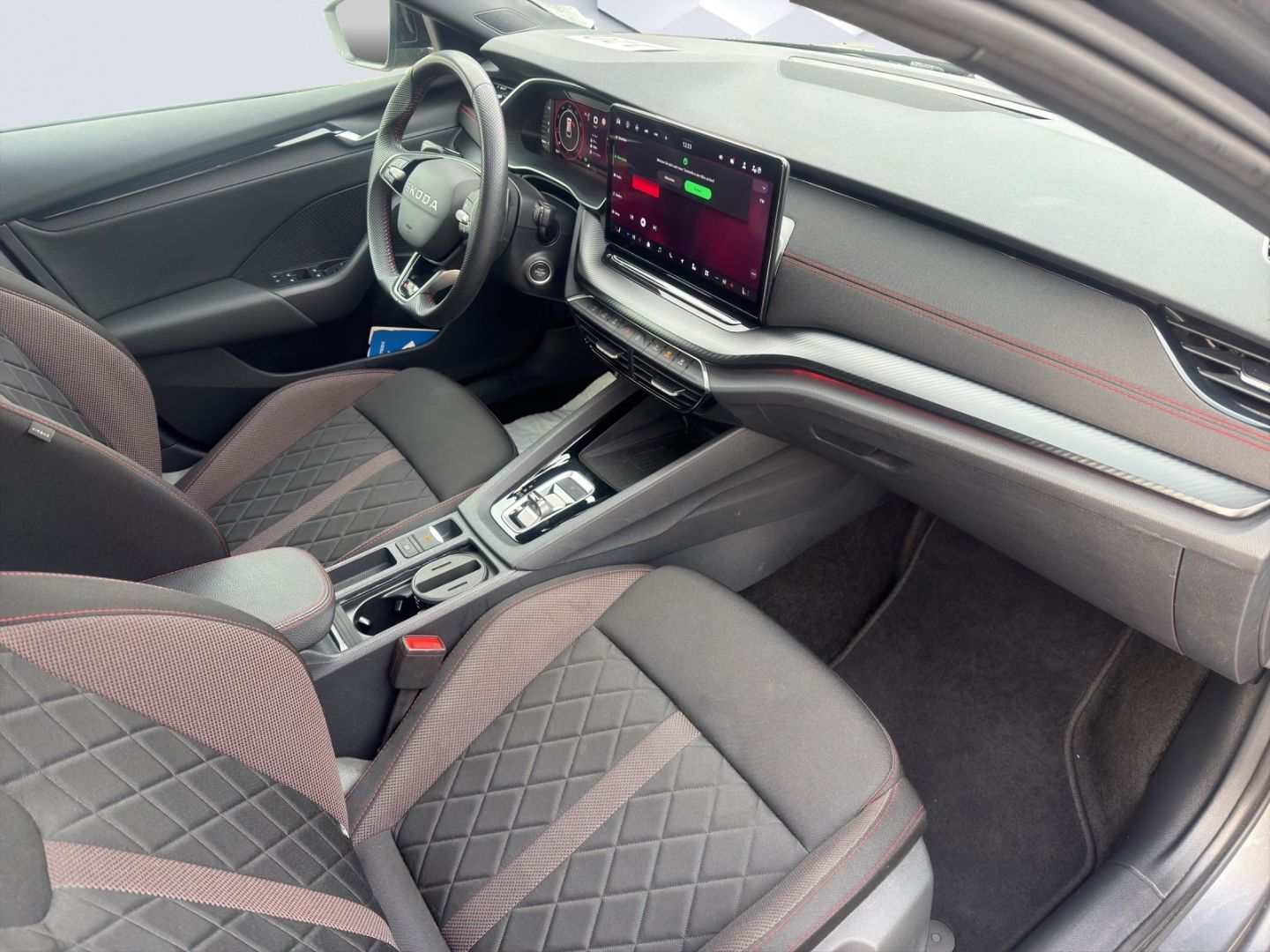 Octavia Combi RS 2.0TSI 195kW MatrixLED PanoDach