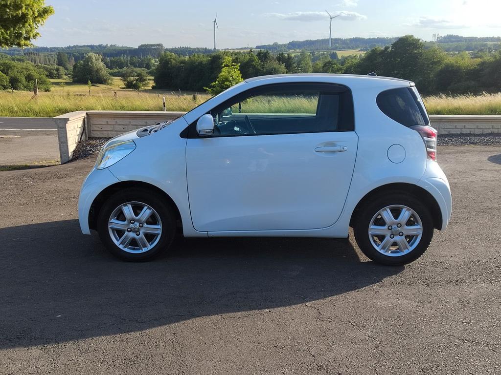 Toyota IQ