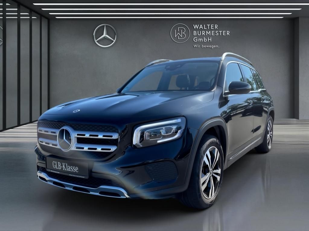 Mercedes-Benz GLB 220