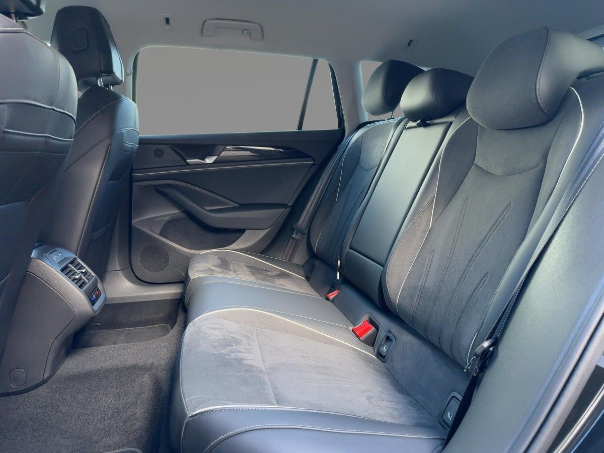 Volkswagen Passat Variant - Bild 10