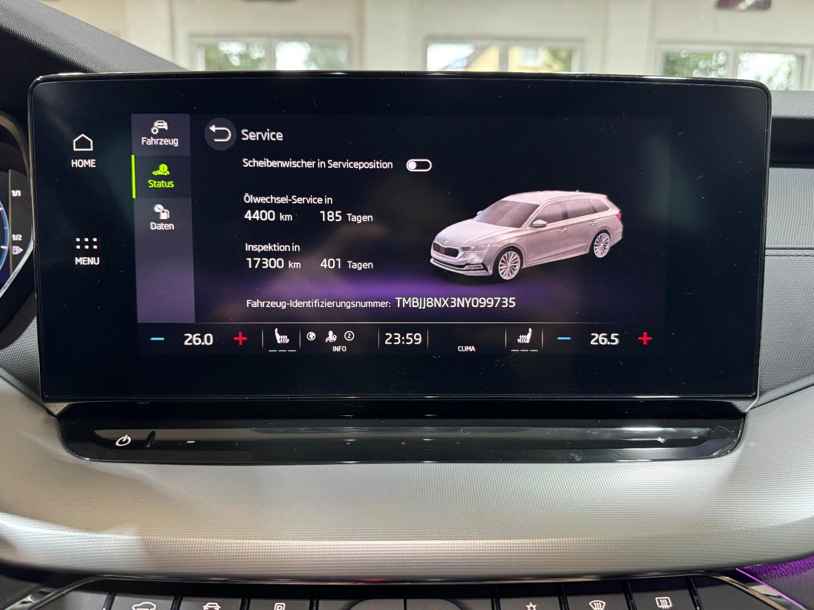 Skoda OctaviaCombiClever 2.0TDI DSG/STHEIZ/AHK/MATRIX