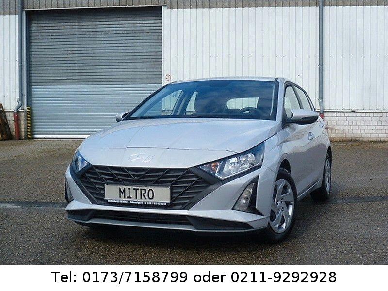 Hyundai i20 Comfort Neus Model Kamera Navi SHZ