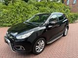 Hyundai ix35 Premium 2,0 Benzin /Automatik/Leder/Panoram - Hyundai ix35 in Hamburg