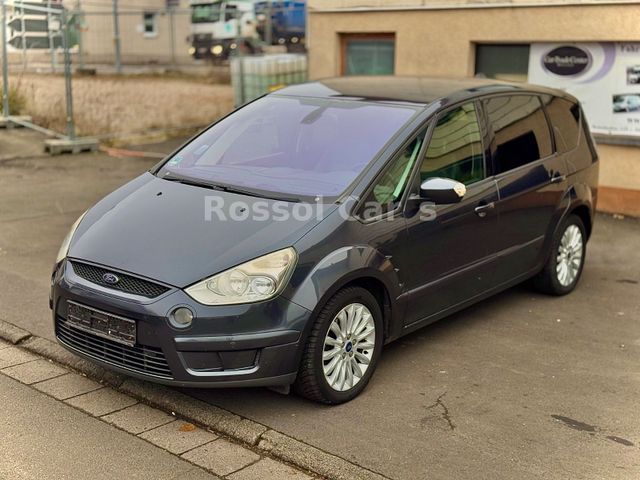 Ford S-Max 2.0TDCI Titanium 7 Sitzer Leder Navi