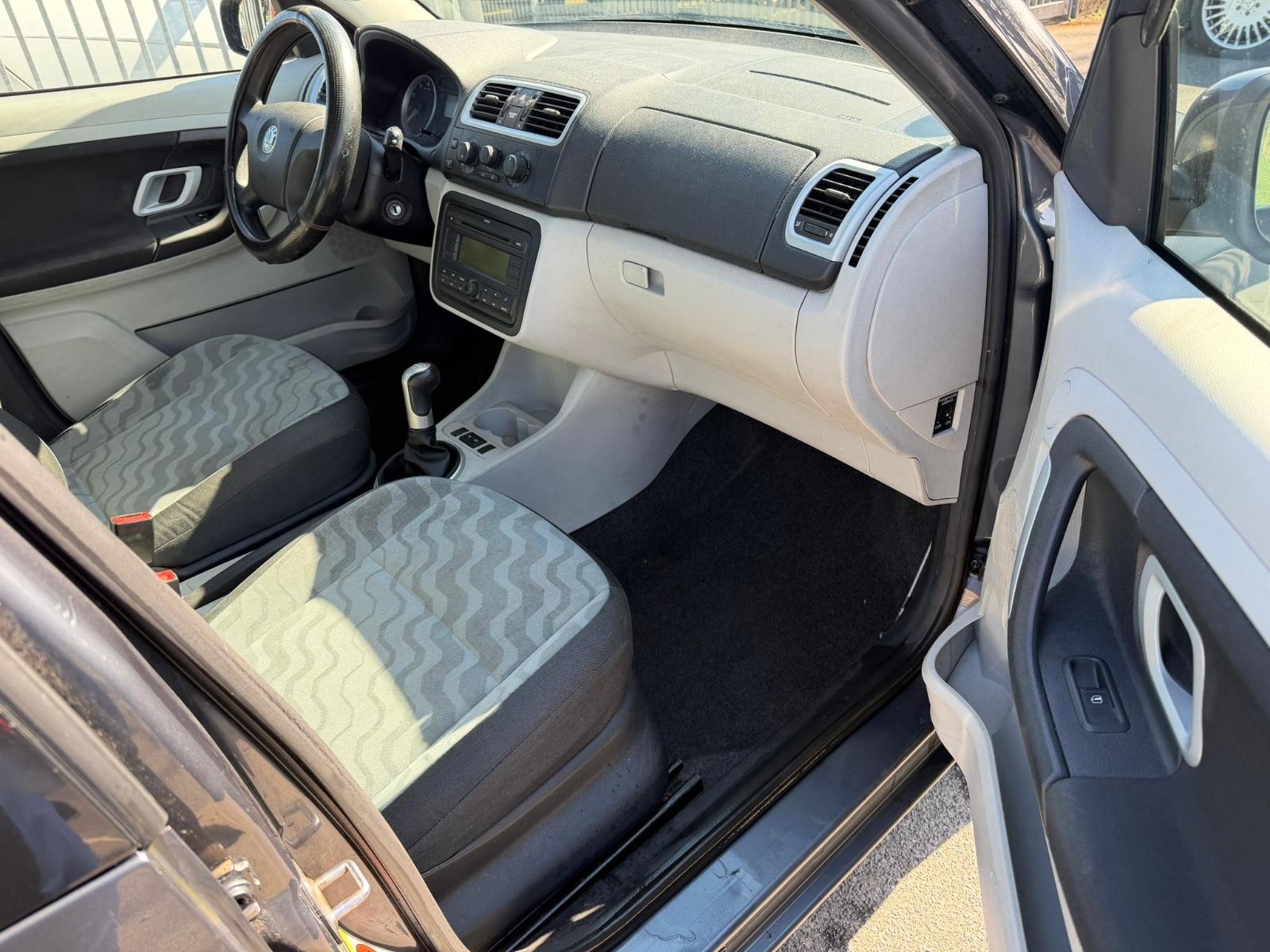 Skoda Roomster 2009 — photo 7