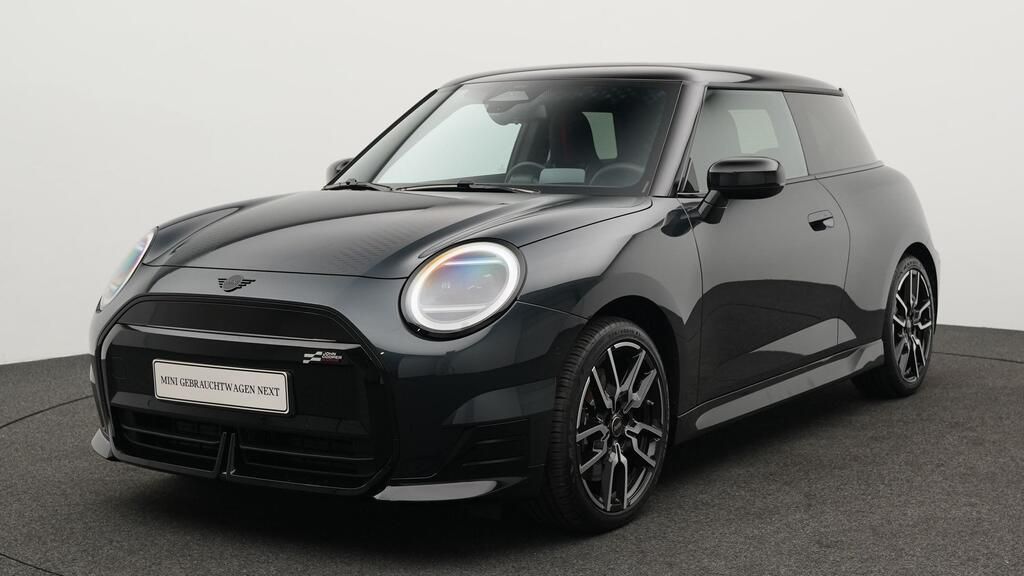 MINI John Cooper Works Trim