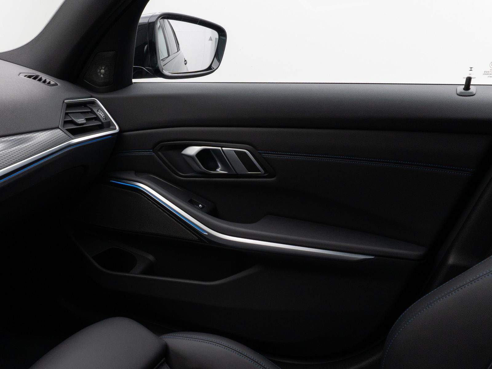 Fahrzeugabbildung BMW 330e M Sport Kamera DAB H/K CockPit+ Stop&Go 19"