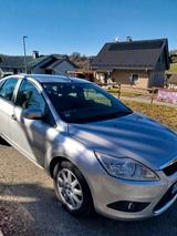Ford Focus 1,8 Ghia Ghia - Ford Focus aus 2009: Ghia