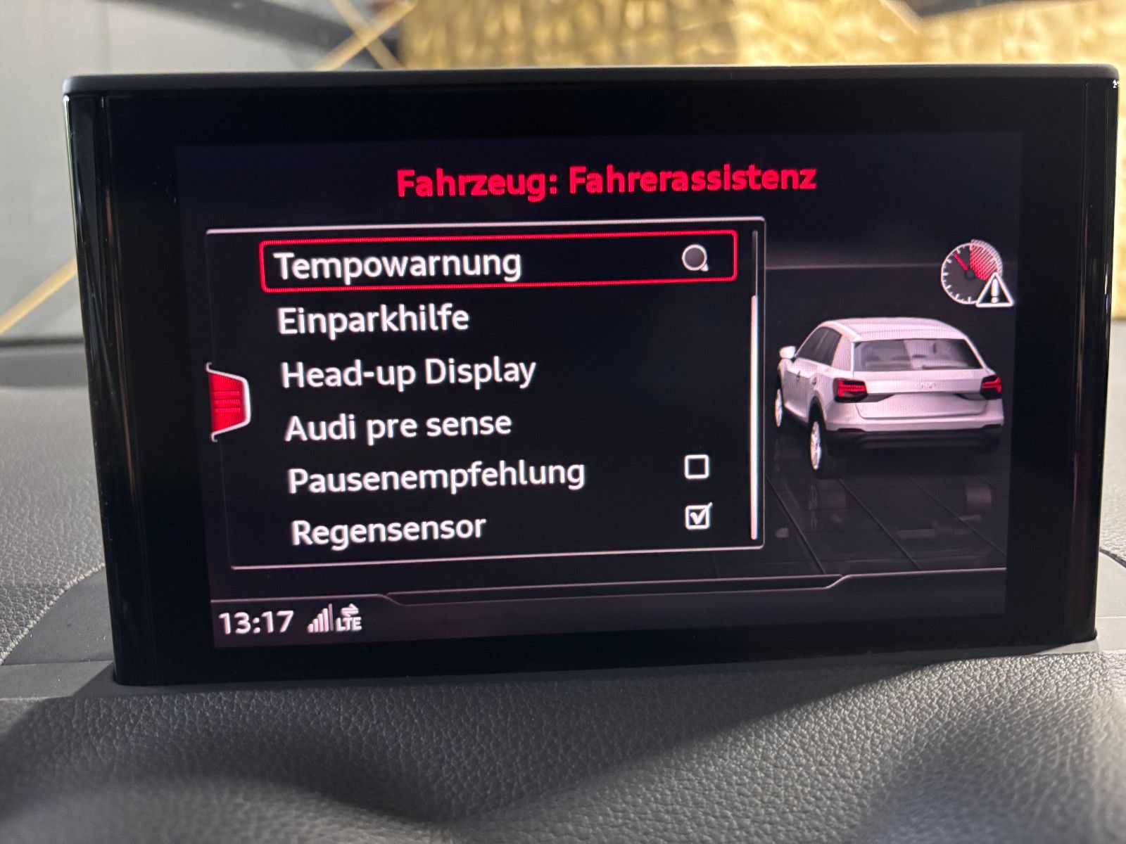 Fahrzeugabbildung Audi Q2 quattro sport/S-LINE/HEAD-UP/KAMERA/B&O