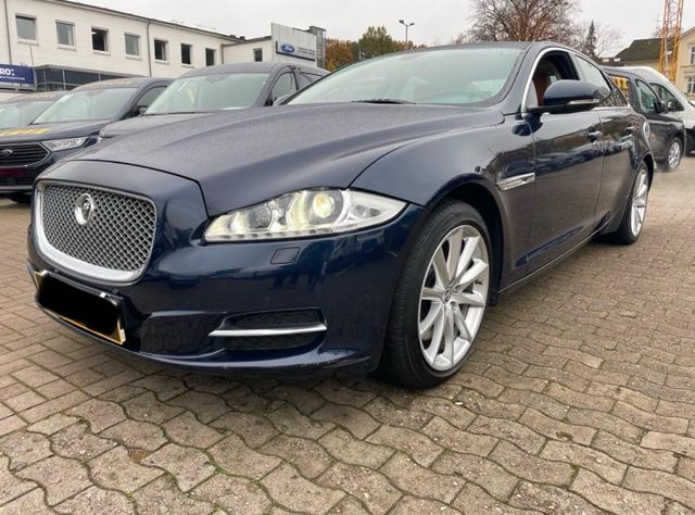 Jaguar XJ 5.0 V8 Portfolio/LEDER/MASSAGE/PANO/KEYLESS