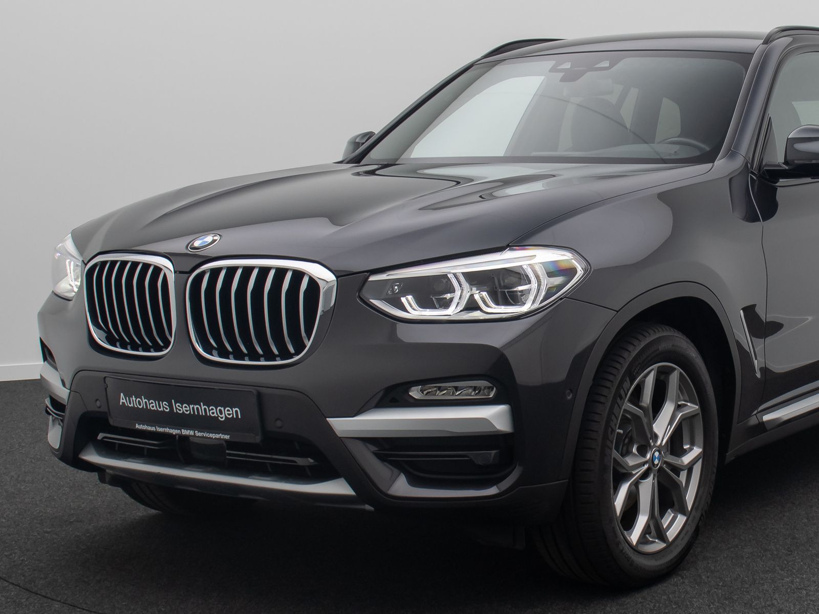 Fahrzeugabbildung BMW X3 xD20d xLine ACC AHK Kamera DisplKey HUD Leder