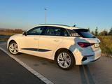 Audi A3 30TFSI S tronic SpoBa adv-LED-5J-Garantie-AHK