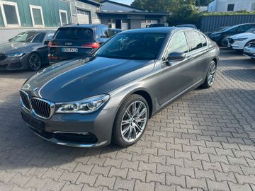 BMW 740 - 1