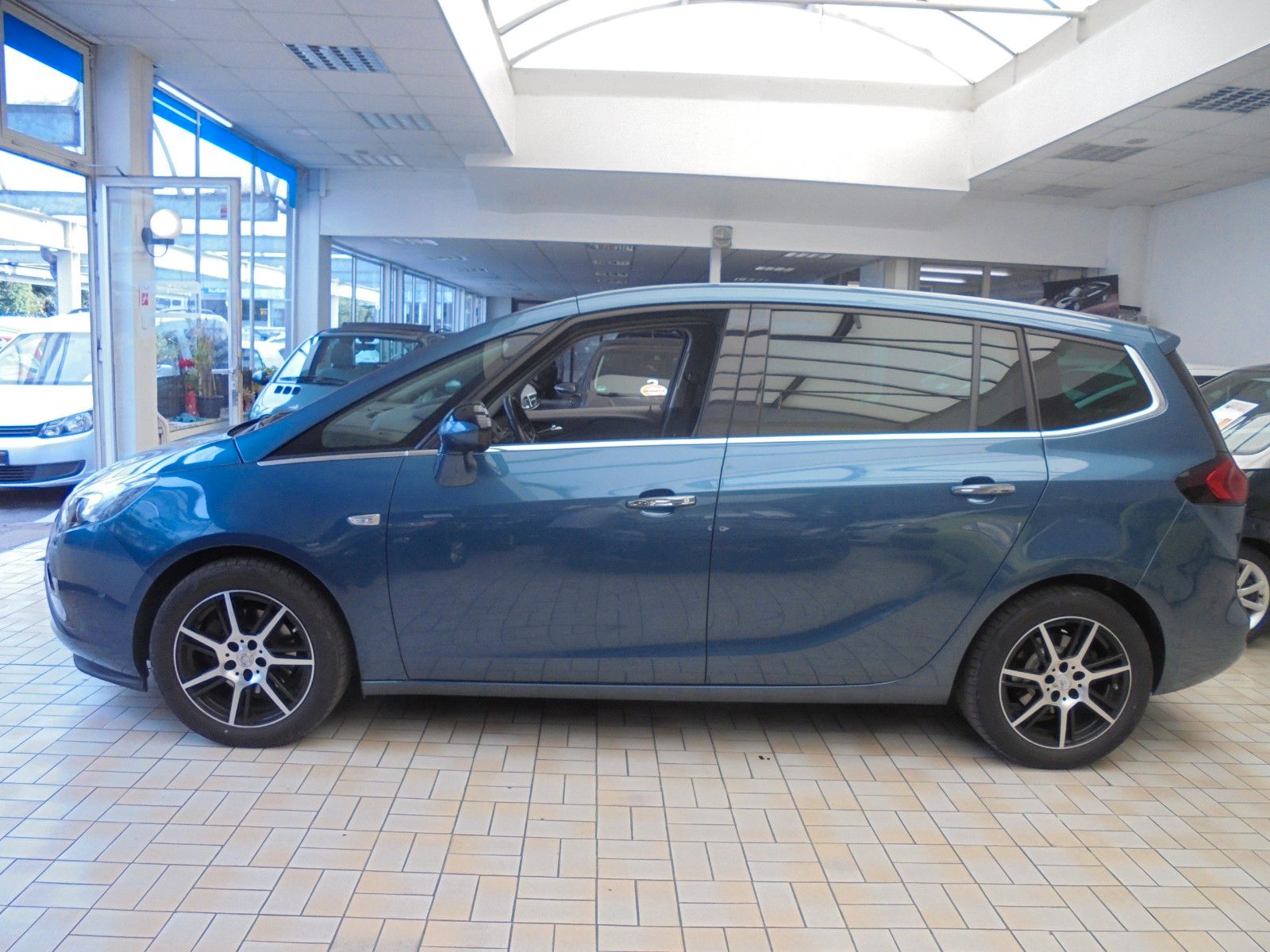 Fahrzeugabbildung Opel Zafira C Tourer/7-Sitzer/Vollausstattung/2.Hand