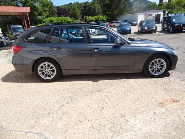 Fahrzeugabbildung BMW 318i/2.Hd/Pano/AHK/Navi/SitzH/Automatik/PDC/
