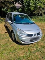 Renault Scenic  1.9 Turbo - Renault Scenic aus 2007 mit Diesel-Antrieb