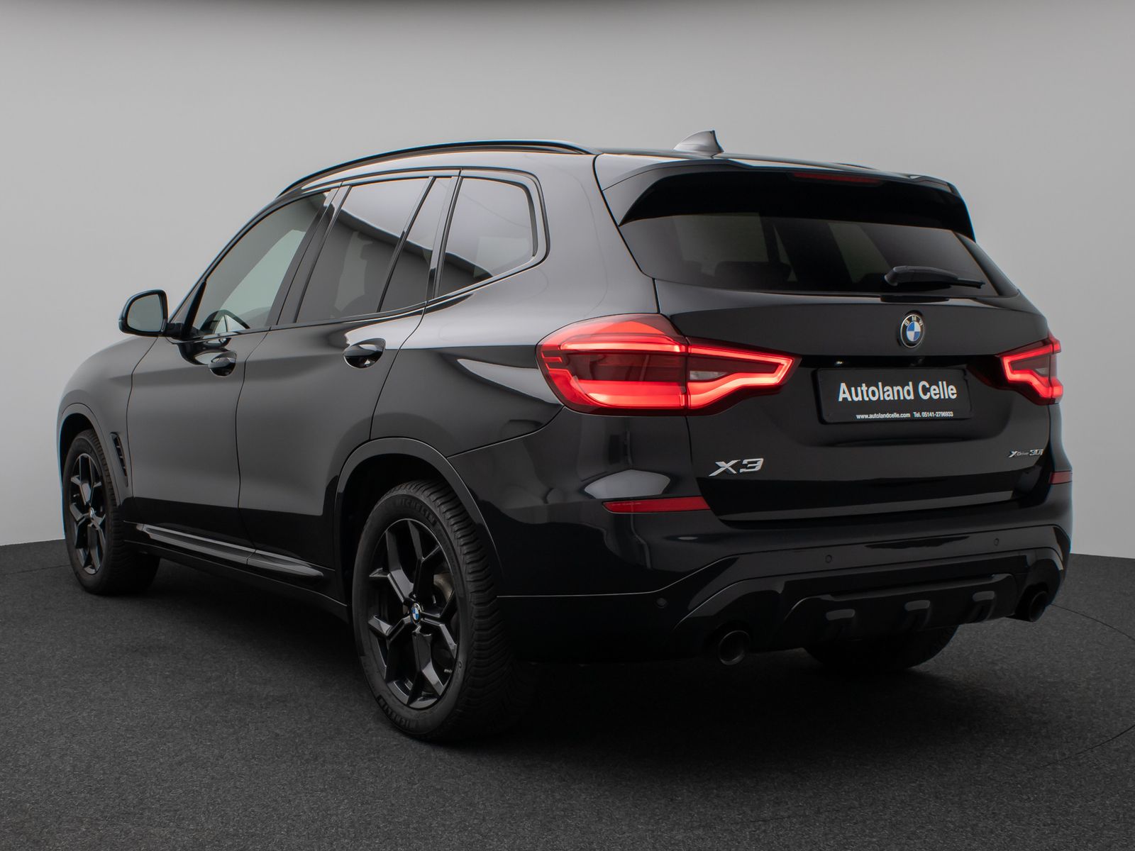 Fahrzeugabbildung BMW X3 xD30i xLine Panoram Kamera HiFi Komfort Sport