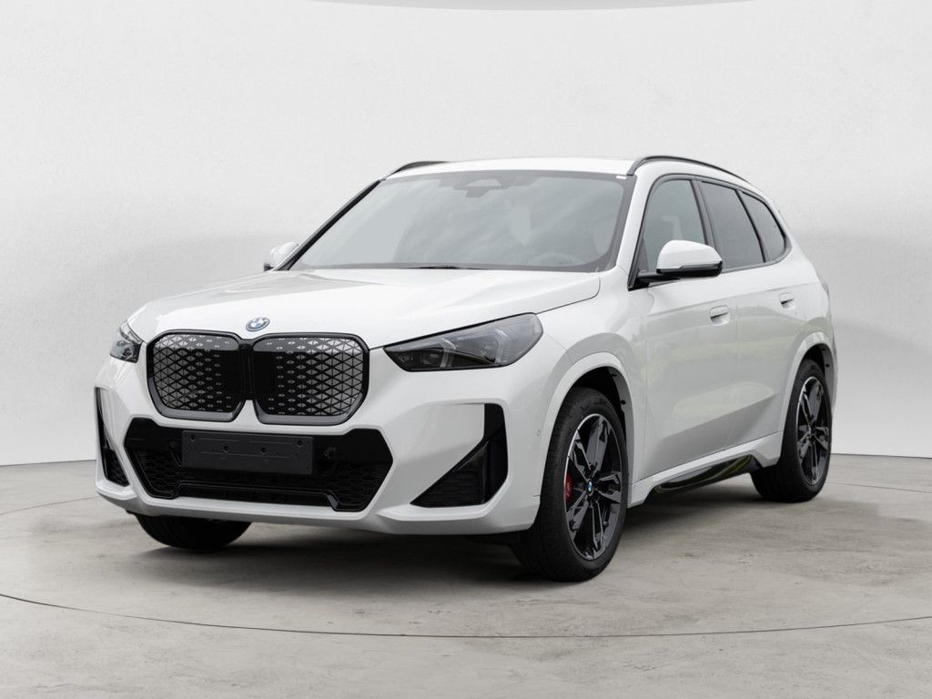 BMW iX1 - Bild 2