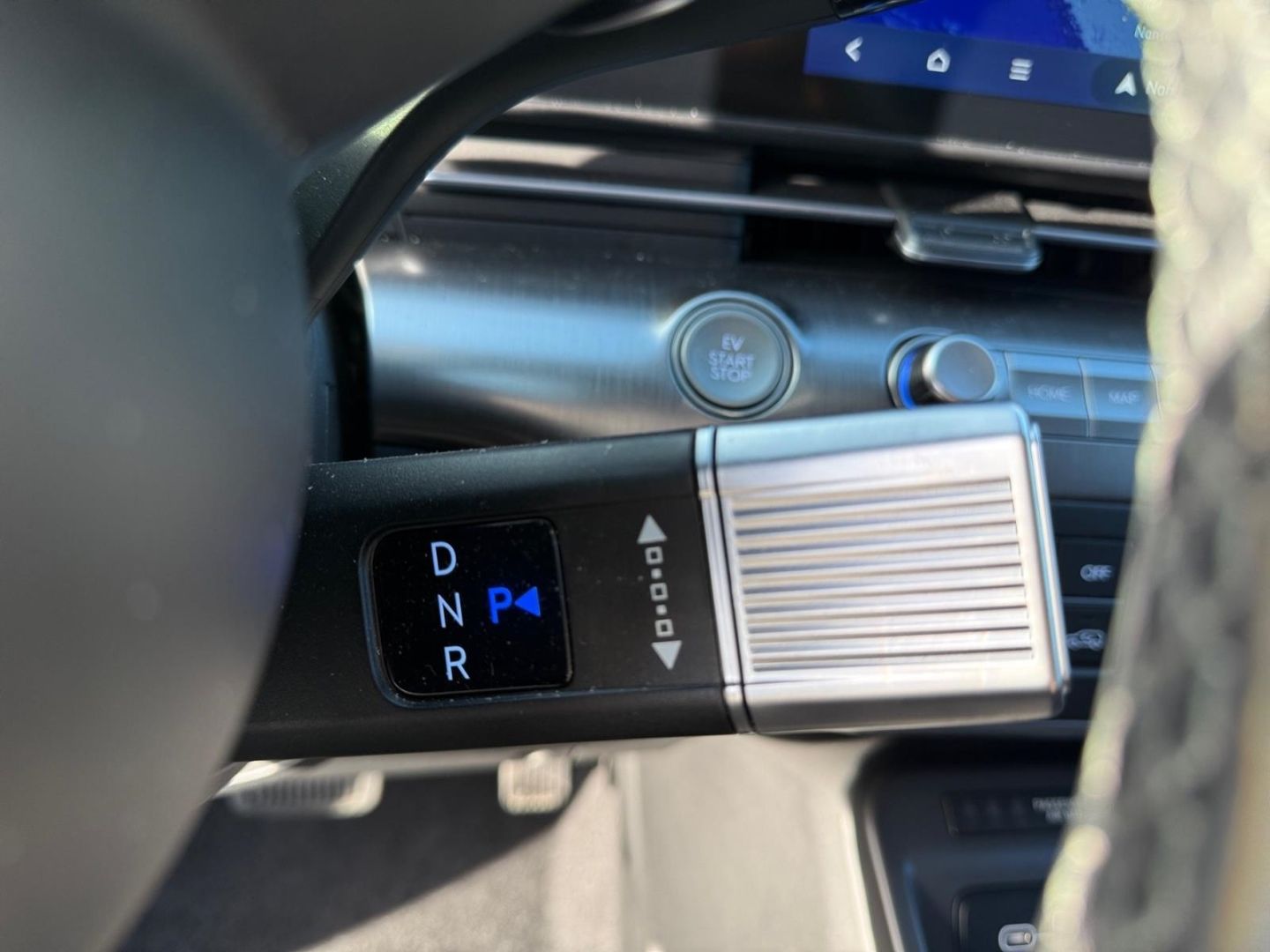 Fahrzeugabbildung Hyundai KONA Elektro TREND 65,4kWh ASSIS-P+360°CAM+ACAA