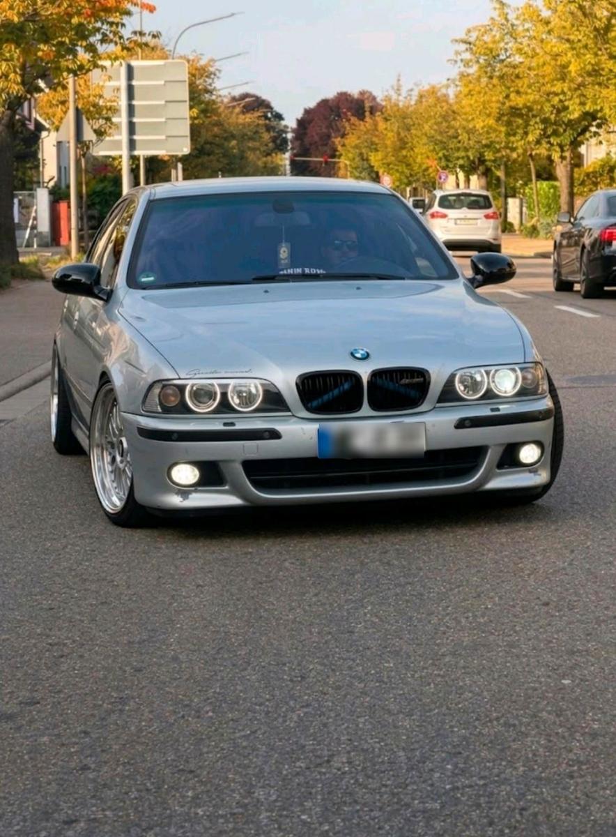 BMW 525