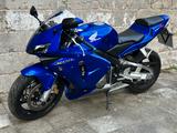 Honda CBR 600 RR (PC37) - HONDA CBR 600 PC37