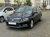 Volkswagen Passat Variant Highline BlueMotion - Volkswagen Passat Variant: Bluemotion