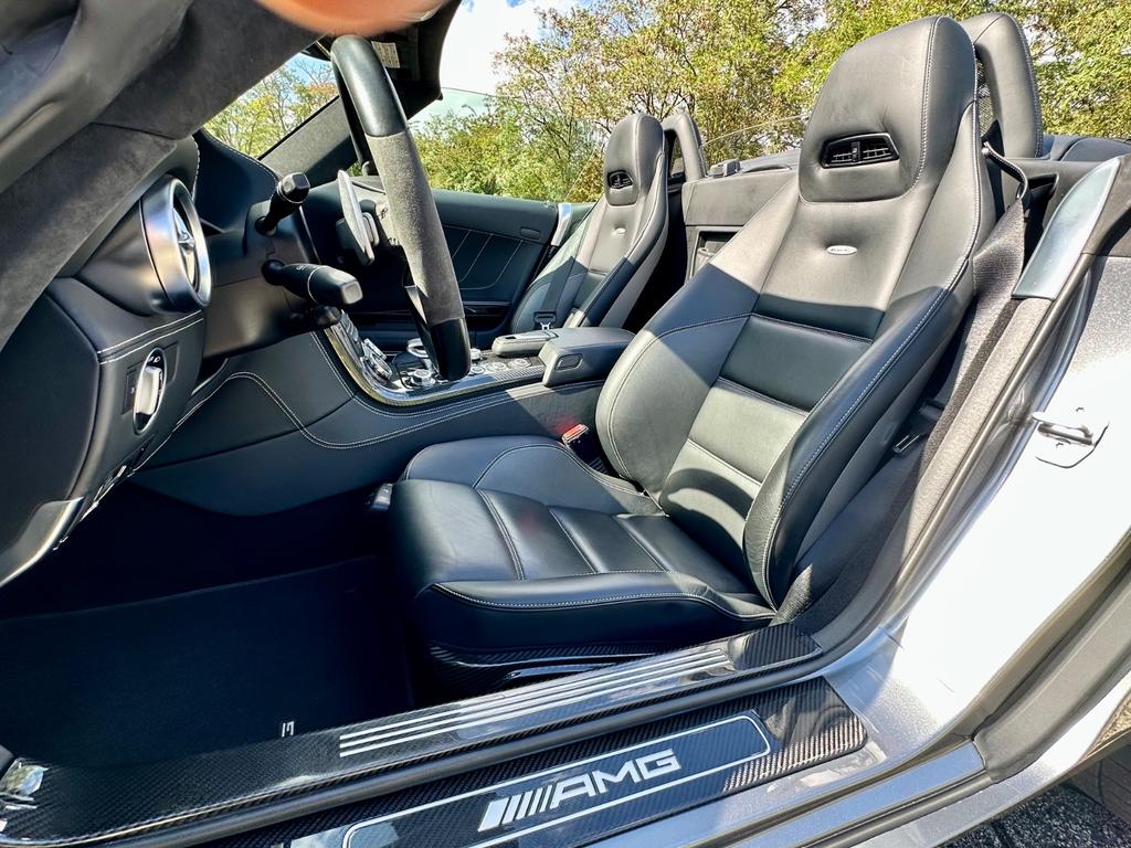 Mercedes-Benz SLS AMG