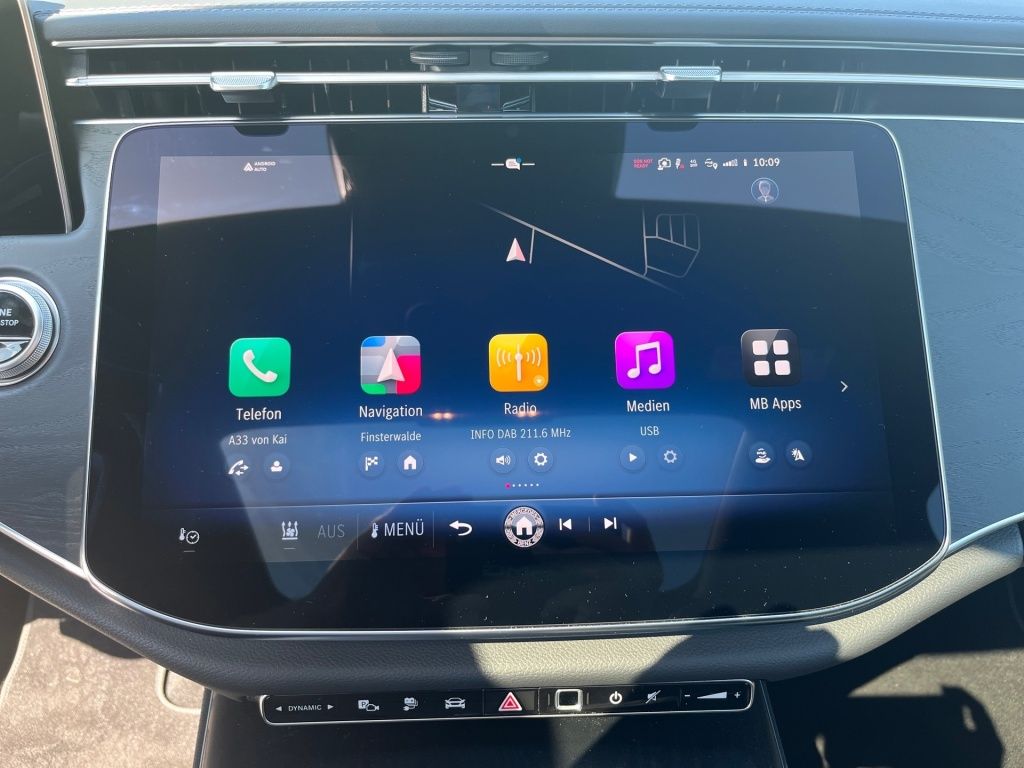 Fahrzeugabbildung Mercedes-Benz E 300 de 4MATIC T-Modell mit EQ Hybrid Technolog