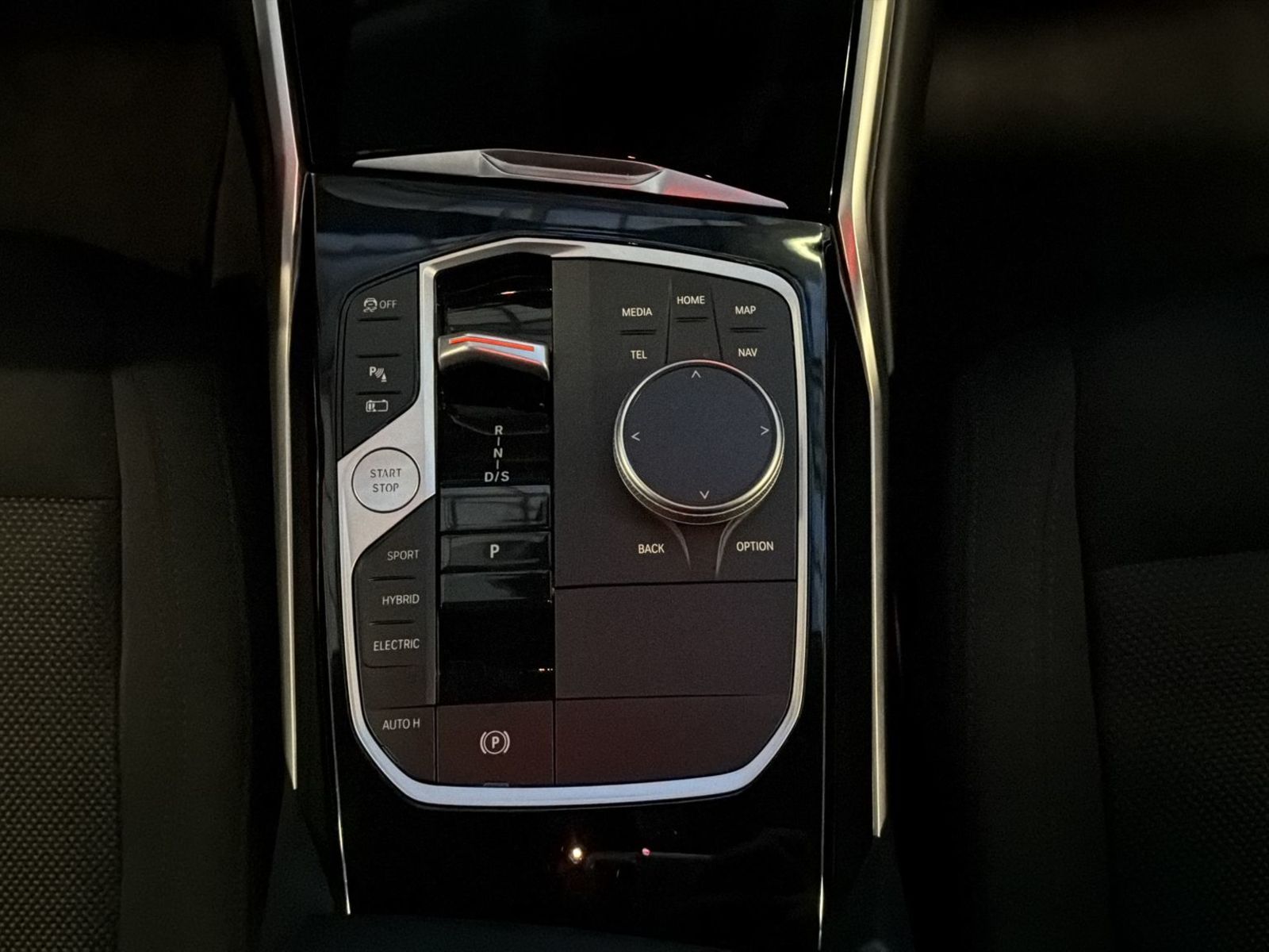 BMW 320 e   LED|ParkAssist|Sitzhzg foto 12