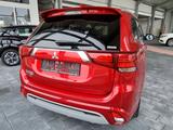 Mitsubishi Outlander PHEV  Spirit 4WD - Mitsubishi Plug-in Hybrid Outlander aus 2020