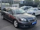 Toyota Avensis 1.8 Executive Xenon SHZ Klima - Toyota Avensis in Bonn