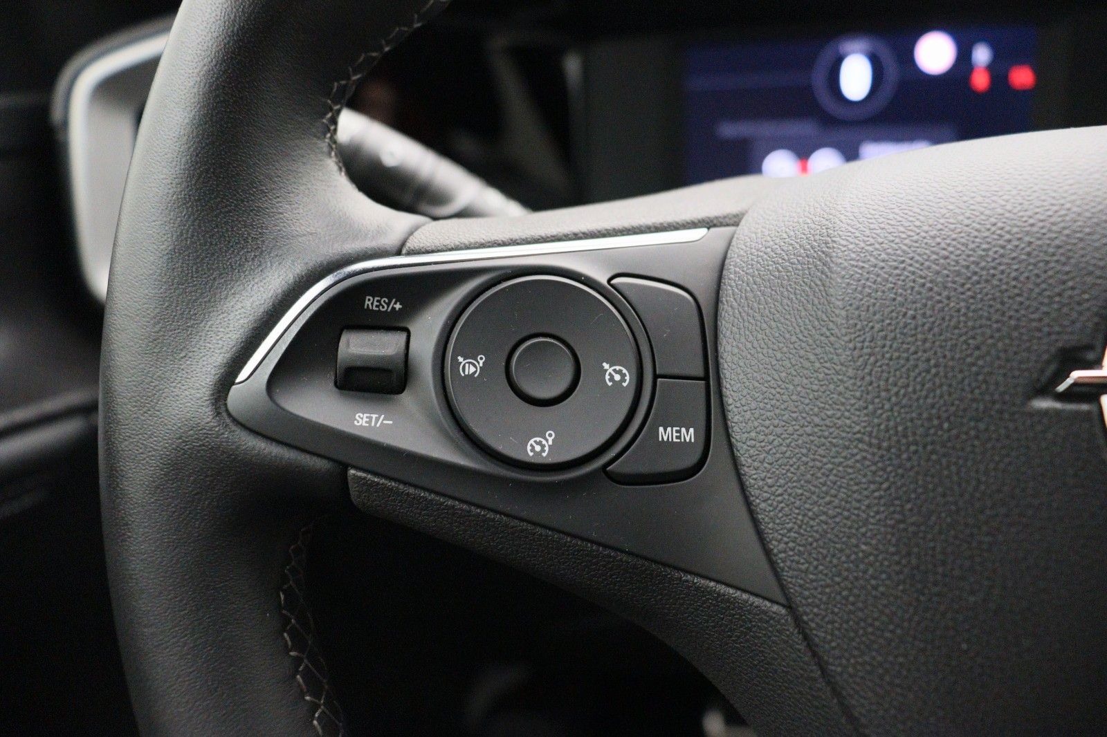Fahrzeugabbildung Opel Mokka-e GS-Line LED KAMERA PDC