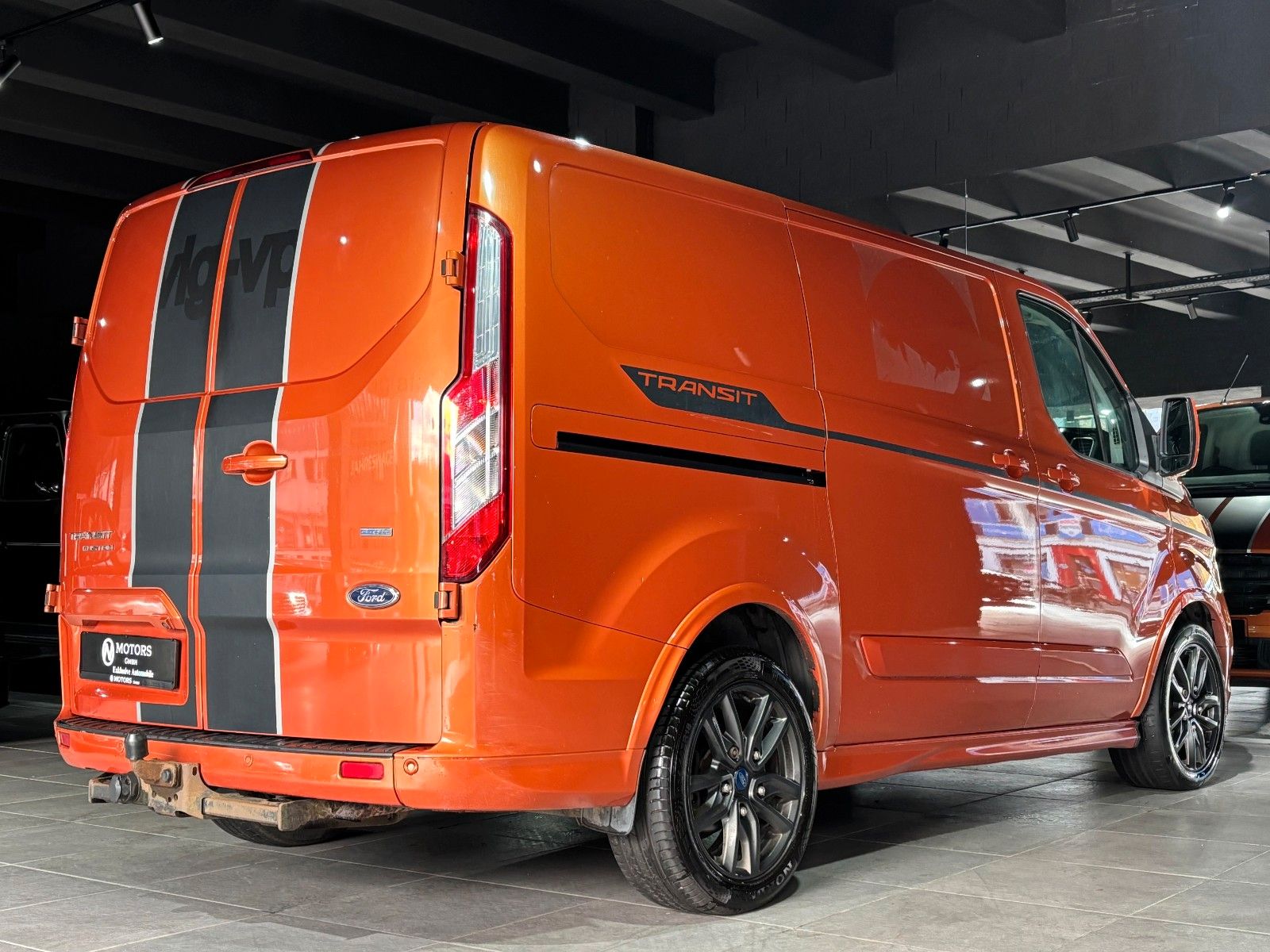 Fahrzeugabbildung Ford Transit Custom Kasten 290 L1 Sport*LED*Standheiz
