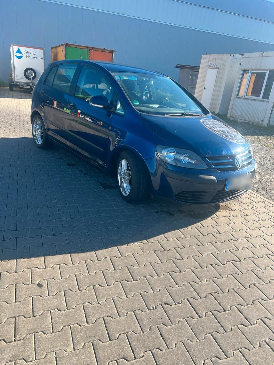 Volkswagen Golf Plus 2006 — вигляд ззаду