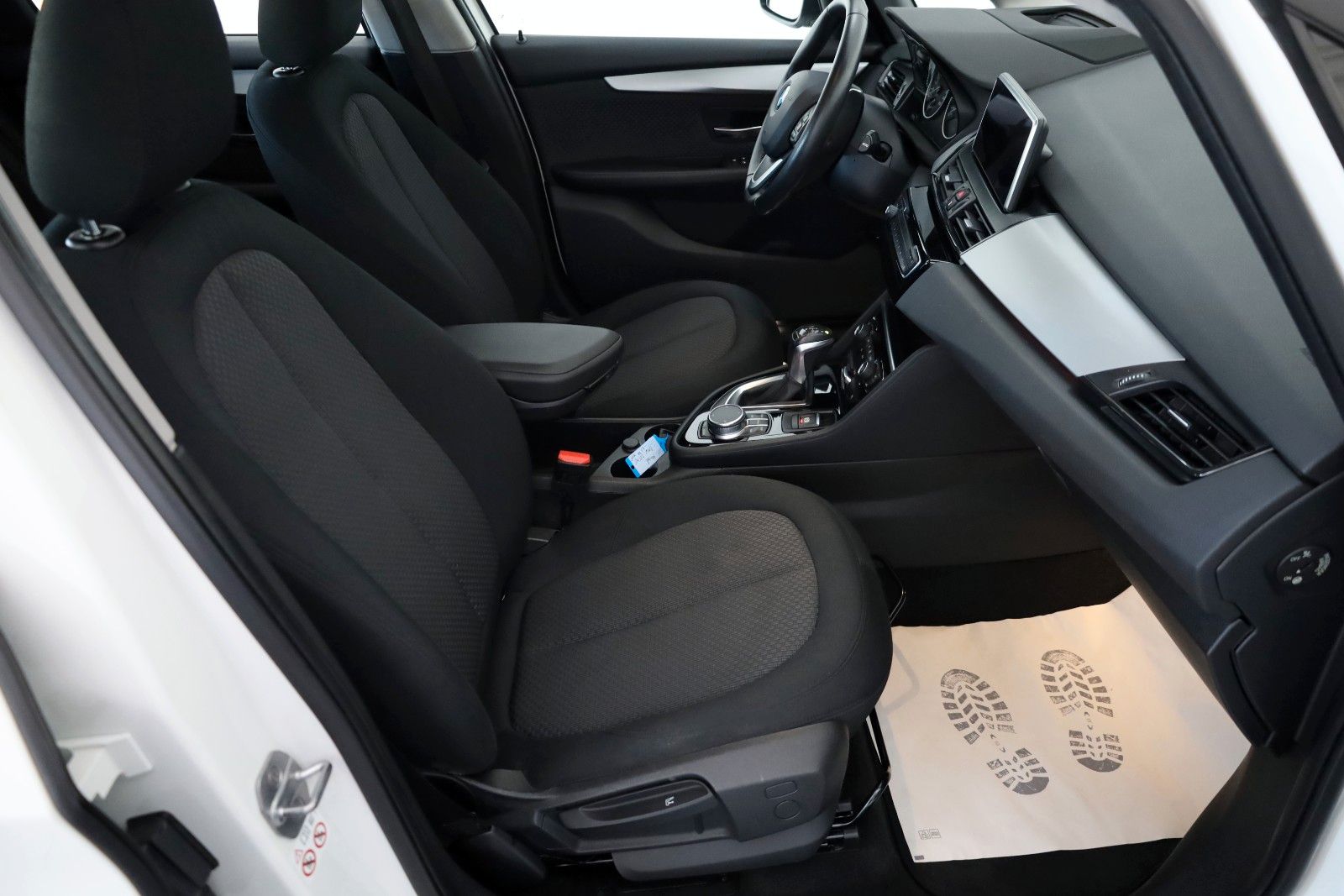Fahrzeugabbildung BMW 225xe Active Tourer Advantag Navi,LED,HUD,SH,PDC