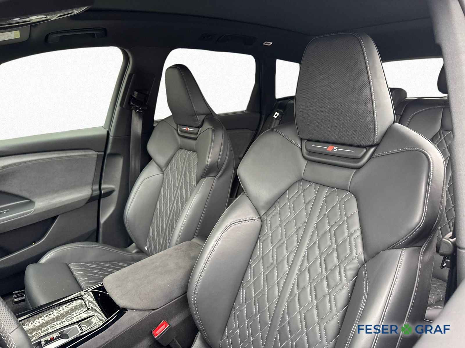 Audi SQ6 e-tron - Bild 10