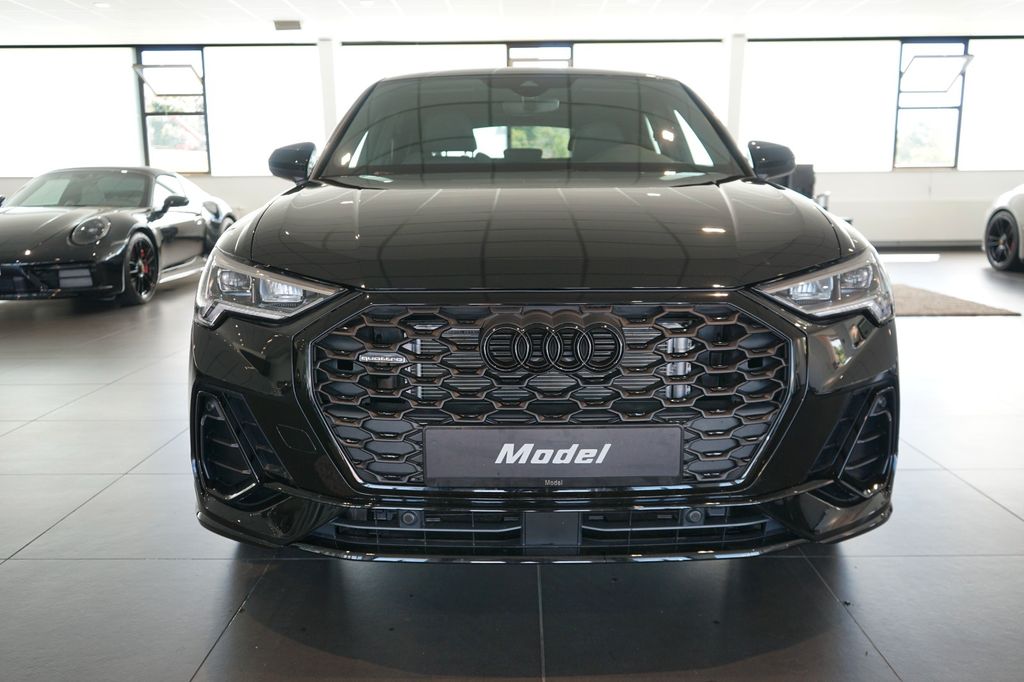 AUDI Q3 Sportback 40 TDI | 2x S line | Pano | SONOS AUDI Q3 Sportback 40 TDI | 2x S line | Pano | SONOS