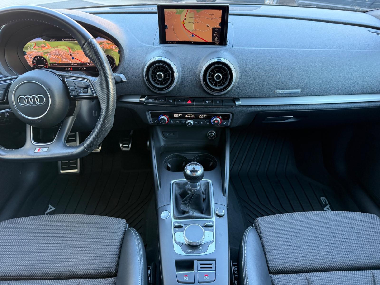 Audi A3 Sportback 1.5 TFSI S line/Virtual Cockpit/LED