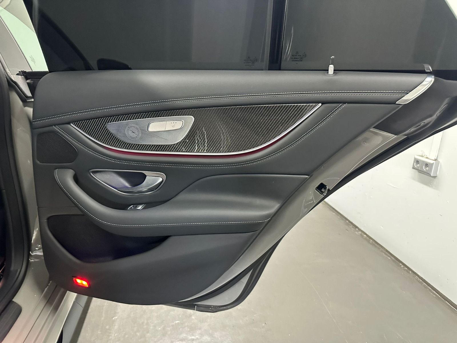 Fahrzeugabbildung Mercedes-Benz GT 63  S E Performance *AERODYNAMIK*CLASSICGRAU*