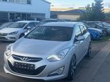 Hyundai i40 cw Style*NEU*TÜV*136PS* EURO5* Tempomat* - Hyundai i40 Style mit Diesel-Antrieb