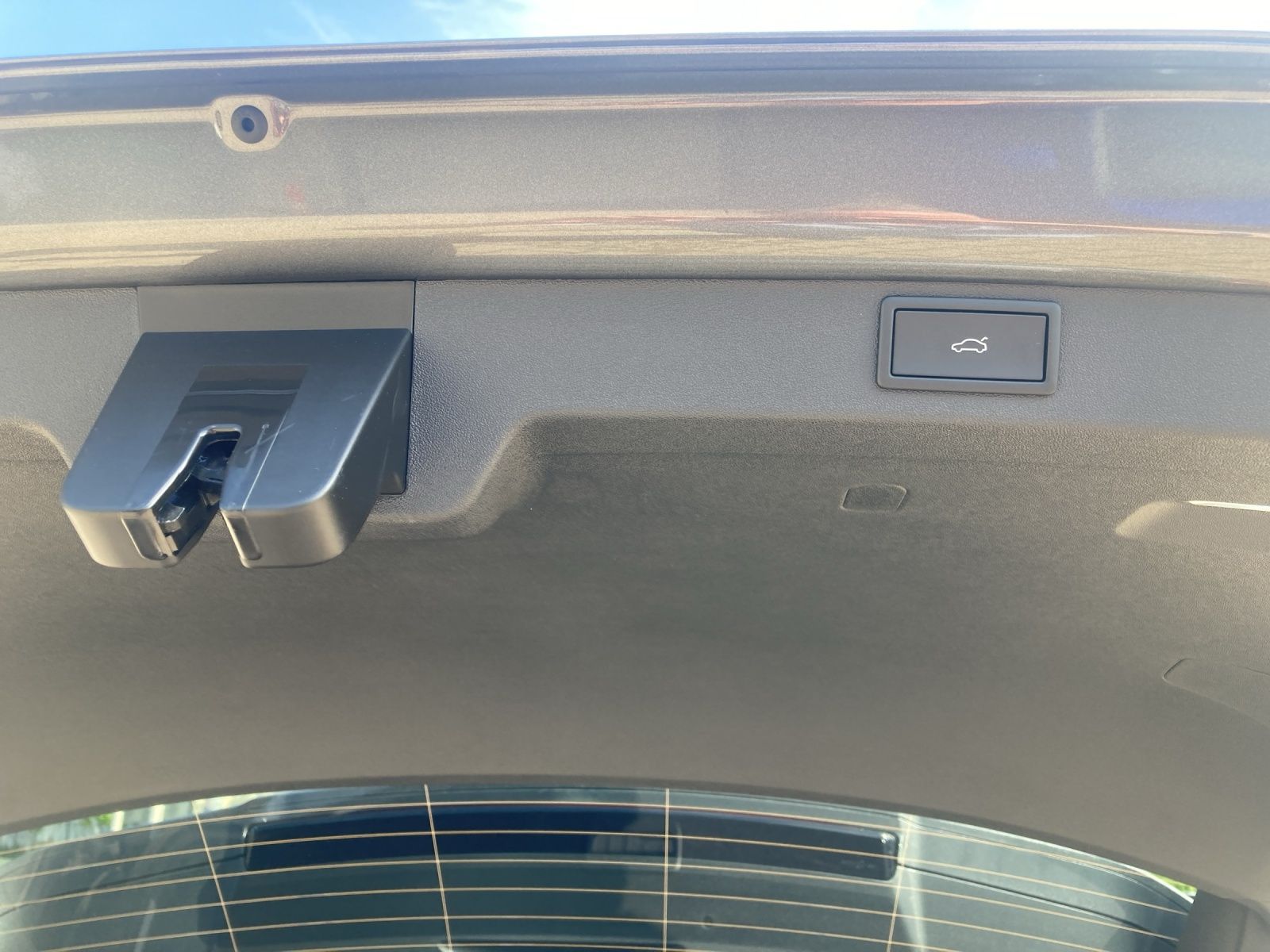 Fahrzeugabbildung SKODA Enyaq 85 x eco Suite