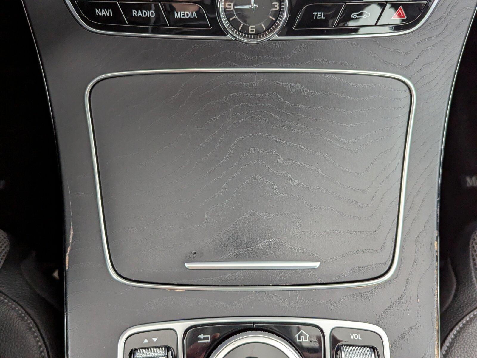 Mercedes-Benz E 200 T Exclusive 4Matic LED+NAVI+ACC+eSitz.