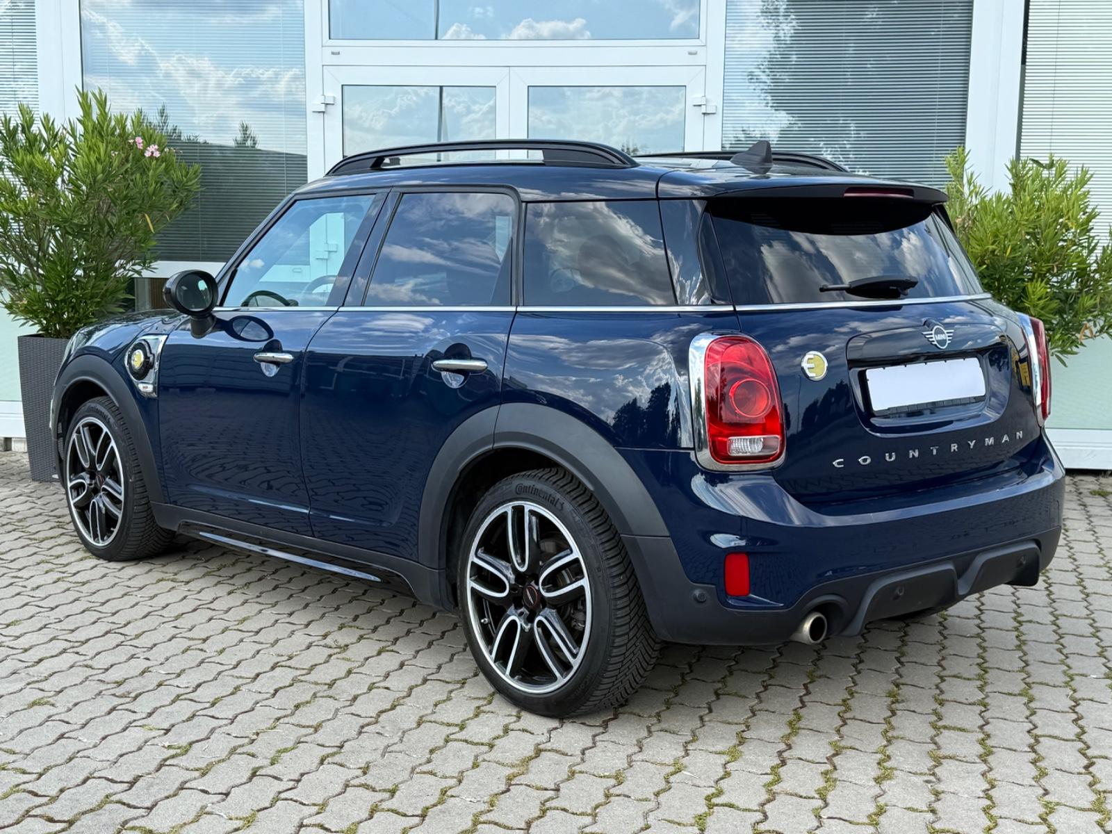 MINI Countryman Cooper SE ALL4 JCW*LED*Navi*Panorama*