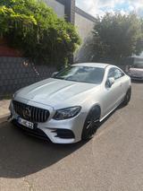 Mercedes-Benz E 200 Autom. - - Mercedes-Benz E 200 in Bonn